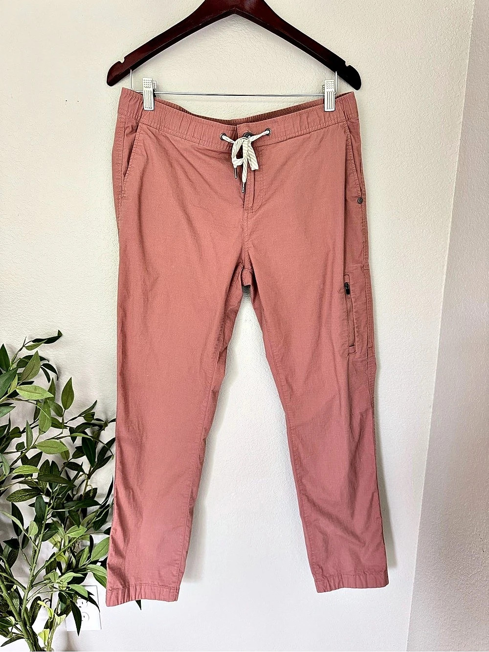 Vuori Ripstop Pants Dusty Rose Large Organic Cotton Hiking Travel Gorpcore